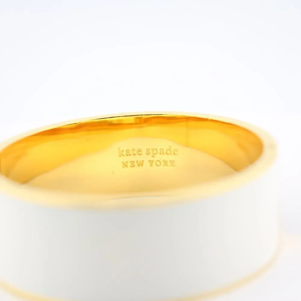 Kate Spade New York Yin Yang Black White Enamel Hinged Bangle Bracelet - Picture 6 of 8